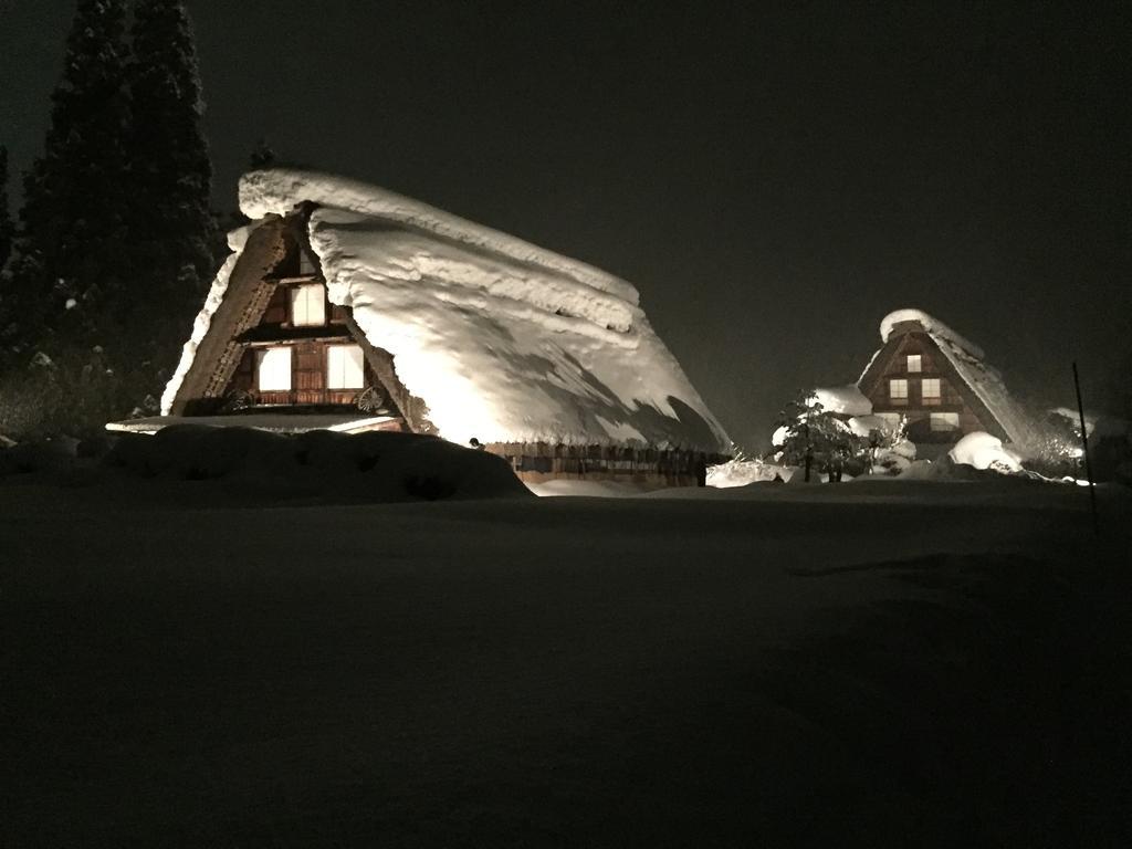 天然温泉白川郷の湯 Hotel Shirakawa  Exterior foto
